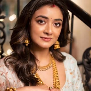 Sriparna Roy
