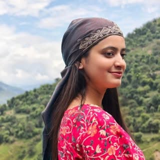 Sheetal Thakur ๐ธ