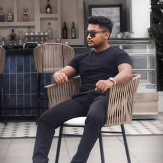 SAHIL♠️