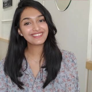 Dr.Nidhi Sawant