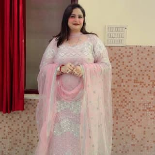 Mahima Mahajan
