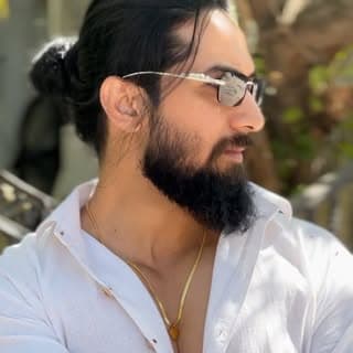 ❕ (أمير إقبال خان)👑