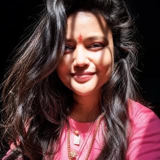 Archana | ☀️Classical Hatha Yoga Teacher🌙