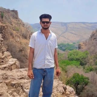 Aakash Meenaji❤️✌️