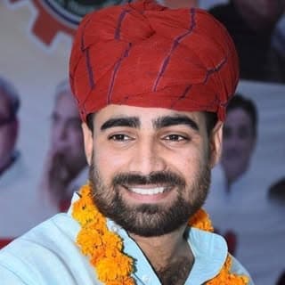 Vinod Jakhar