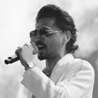 राजेश ✨