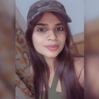 KANIKA CHAUHAN | BEAUTY CREATOR