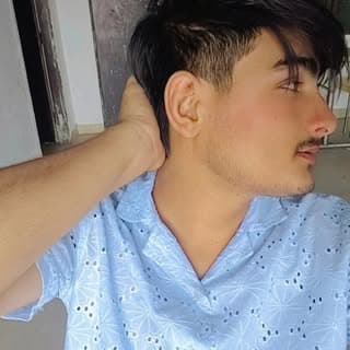 Zoaib Khan🦅
