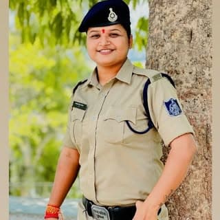 👑 ANJALI PARIHAR - ( POLICE )