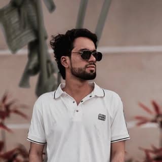 ᴍʀ ᴀᴡᴇᴢ