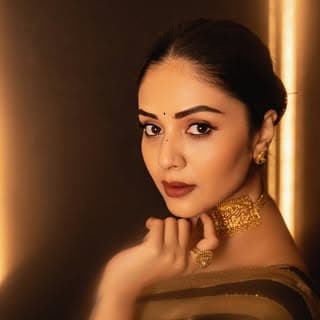 sreemukhi ?