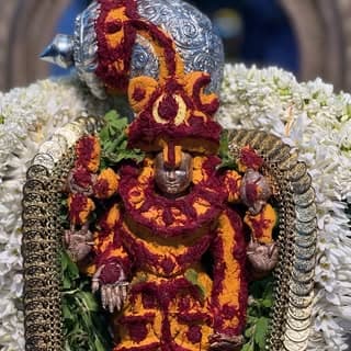 Govindam paramanandam