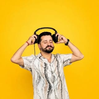 RJ ARYAN