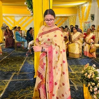 🧿Niharika Nath🧿