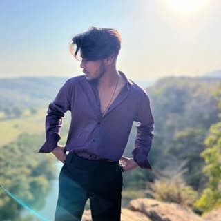 Rohitt_⚡️