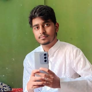 Shams Quamar