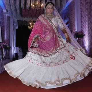SHREYA GANDHI