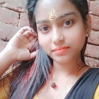 Shivangi thakur professional makeup artist