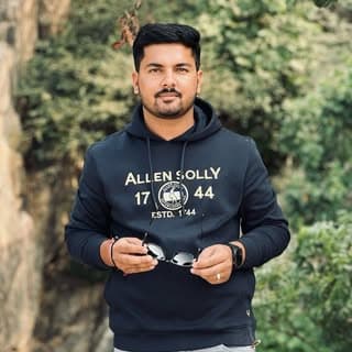 VISHNU_CHARAN 🙂