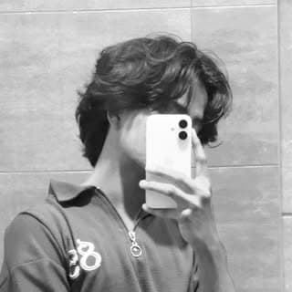 S ʜ ᴀ ʜ ɪ D ⚡️