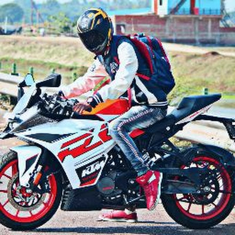 lucifer Motovlogs