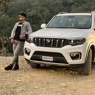 Drx Faiz Khan