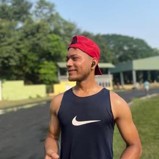 Oye Dhoni Kaha