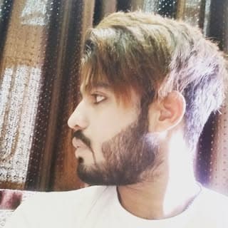 ๐นzeeshan khan๐