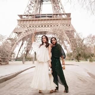 Aakriti & Anushka