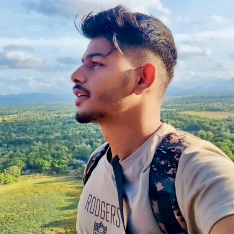Nomadic Abhi