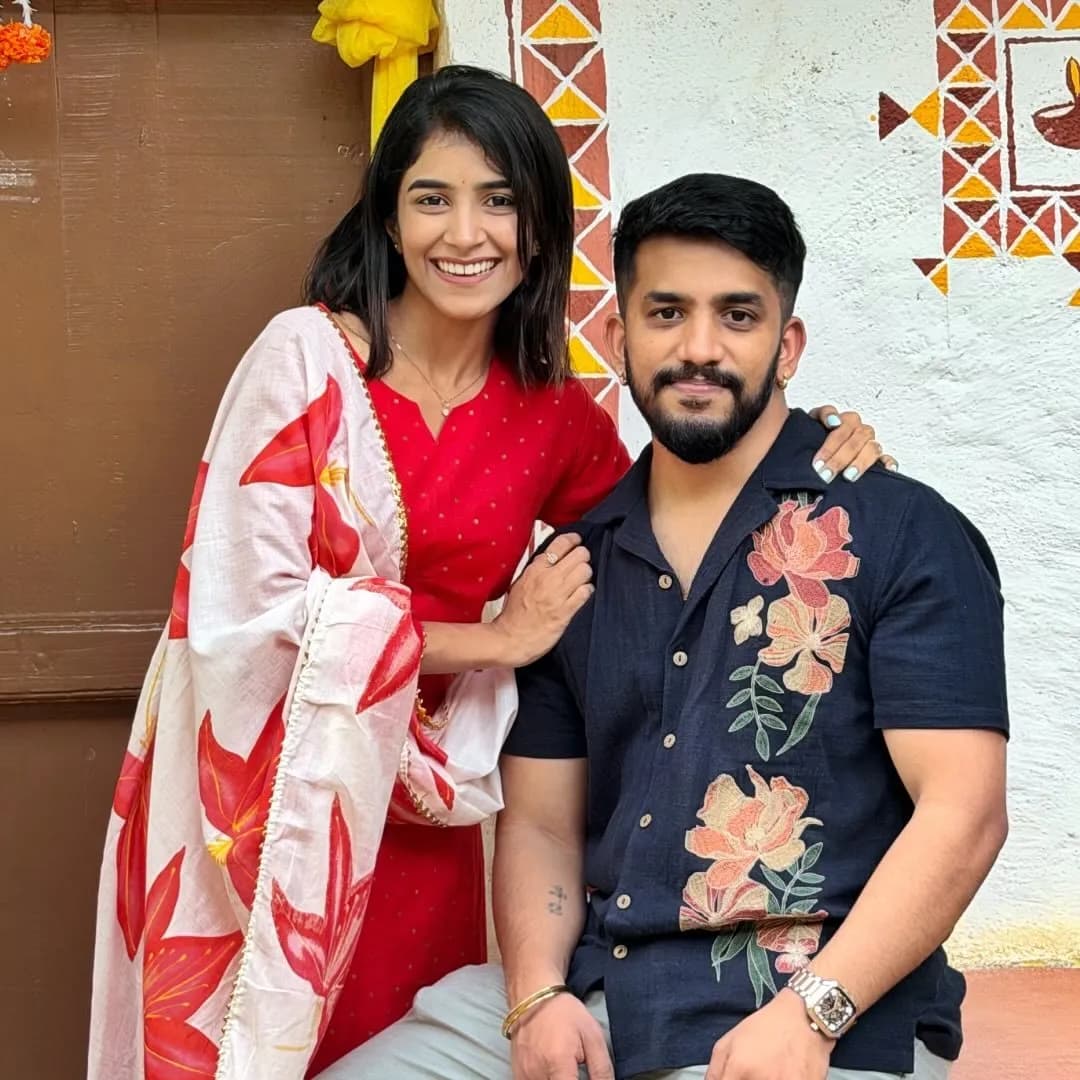 Nikhil Nisha✨