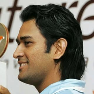 M S Dhoni / Mahi7781 Fan Page