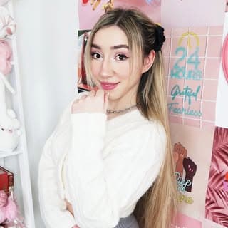 Rebekah Wing - Youtuber🎀