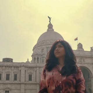 এষা 🌸