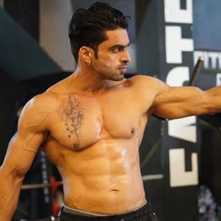Ashu sikarwar