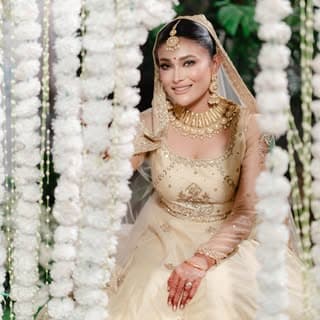 AYESHA MARZANA๐