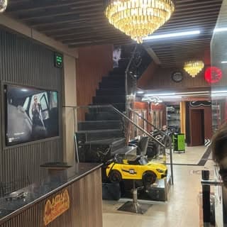 Amazing looks salon