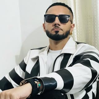 Mr D ( Majhe wala bhauu)