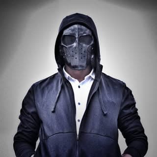 MAD MACHINE