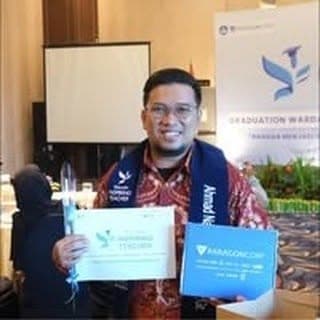 Umam A. Naufal | Pengembangan Guru