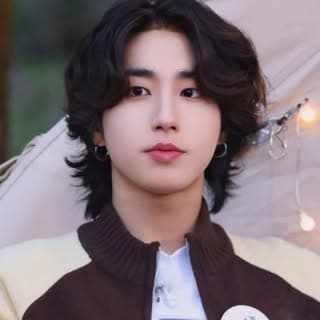 Han Jisung ๐ฟ๏ธ๐ธ