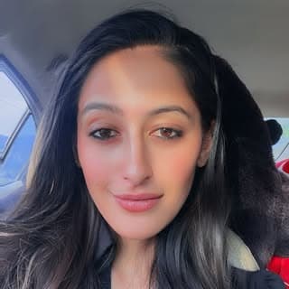 Parul Chauhan Majaiek