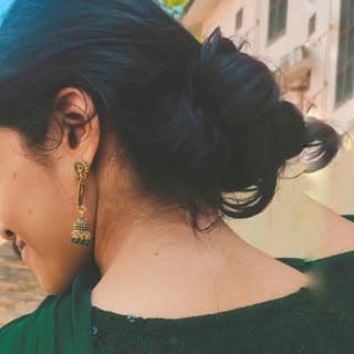ഞാൻ നീലി!
