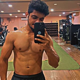 Nikunj Parekh😎