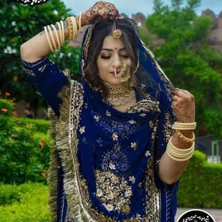 Poshak Manufacturer