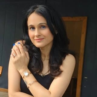 Shweta sharma