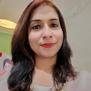Divvya Dhawan | Health & Fitness Coach