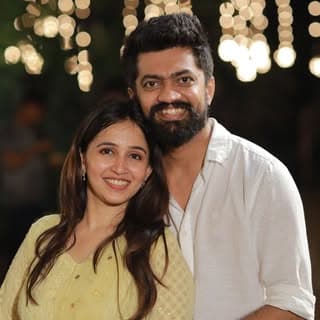 VIVEK M