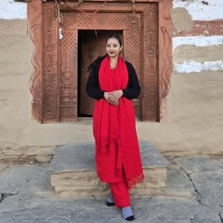 Thakur Lata Vashtu