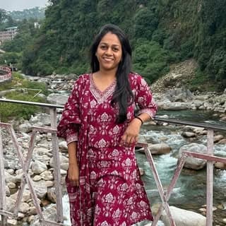 Neha 🥢 Food blogger